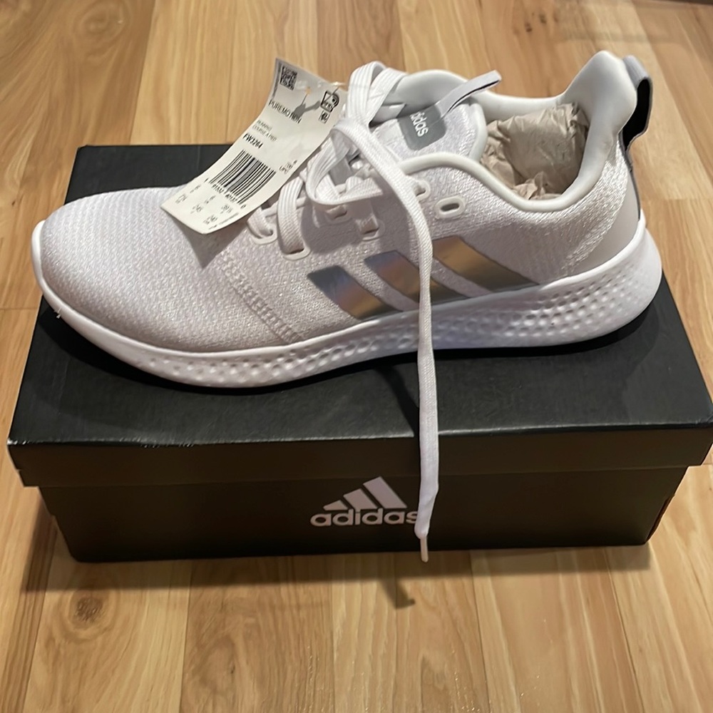 Adidas Tennis Shoes